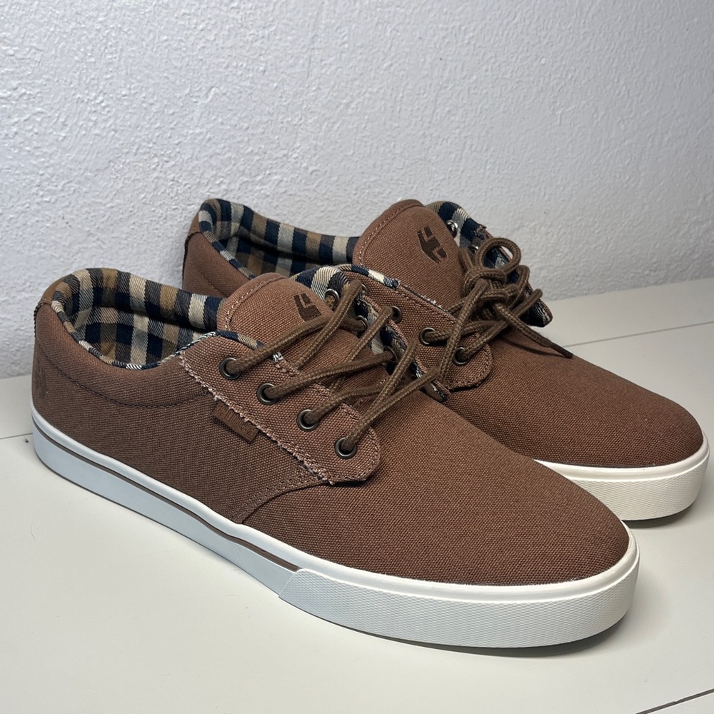 (49) Etnies Jameson 2 Eco Brown Canvas Men's Shoes